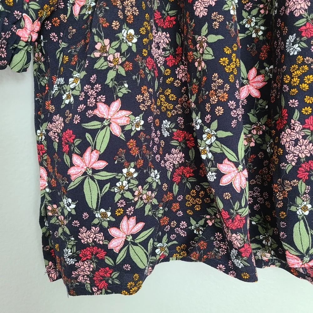 Loft Casual Office Spring Summer Floral Scoop Neck Puff Sleeves Flowy Top